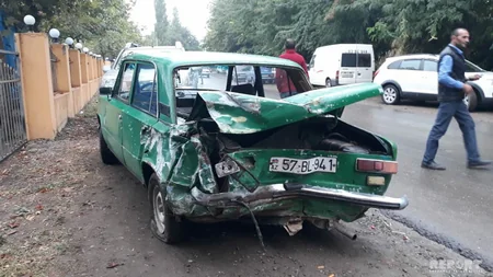 Tovuzda iki avtomobil toqquşub - FOTO