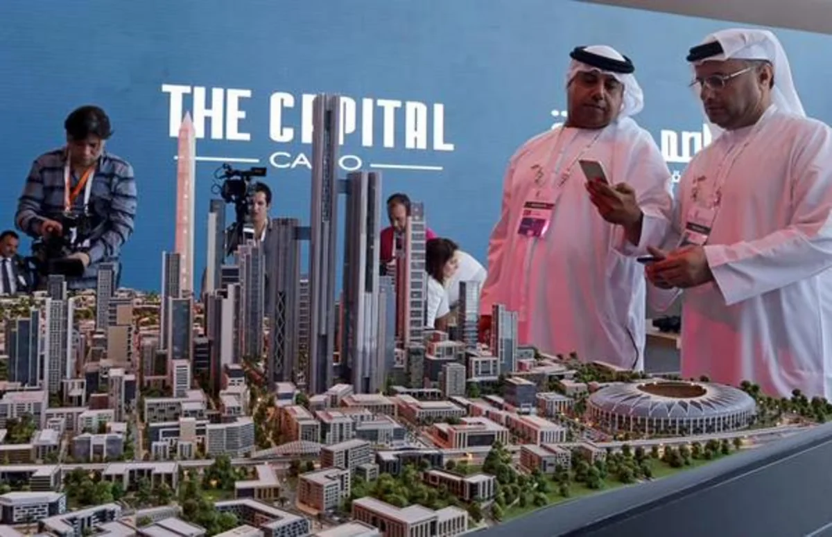 Media: Egypt prepares for capital change