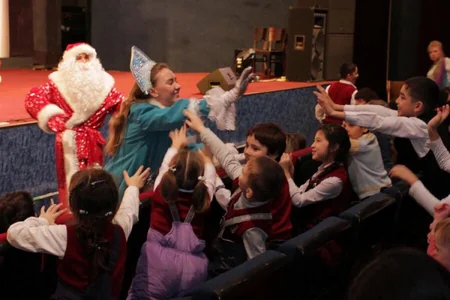 Leyla Əliyevanın təşəbbüsü ilə Moskvada uşaq evləri və internat məktəblərində tərbiyə alanlar üçün şənlik olub