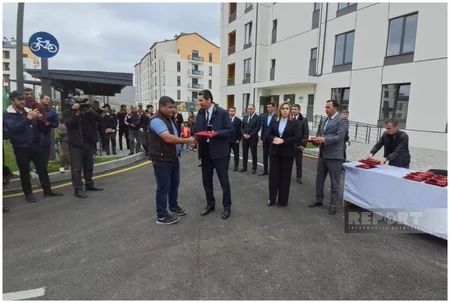 Suqovuşan kəndinə yola salınan növbəti köç karvanı çatıb, mənzillərin açarları təqdim edilib - YENİLƏNİB-2