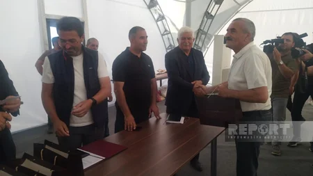 Bu gün Laçına köçürülən ailələrə evlərin açarları təqdim olunub