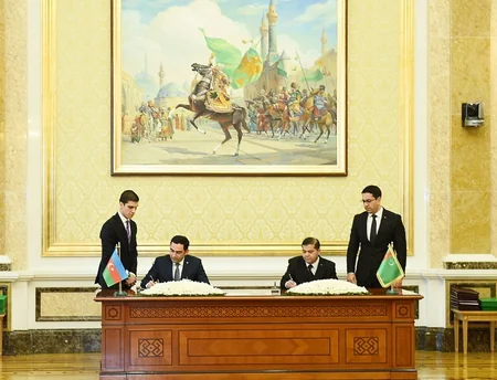 Azerbaijan, Turkmenistan sign bilateral documents