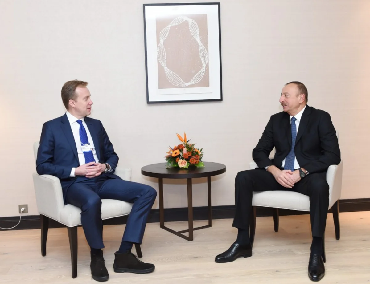 President Ilham Aliyev met with Norwegian FM in Davos