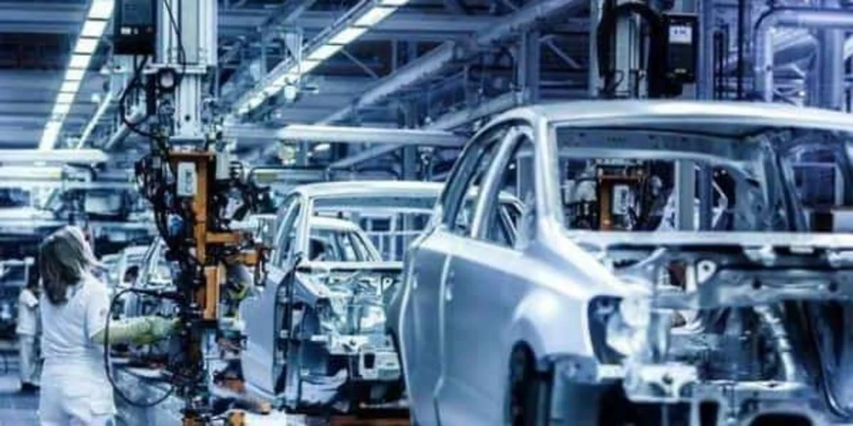 BMW, Mercedes add new executives as carmakers tackle crisis