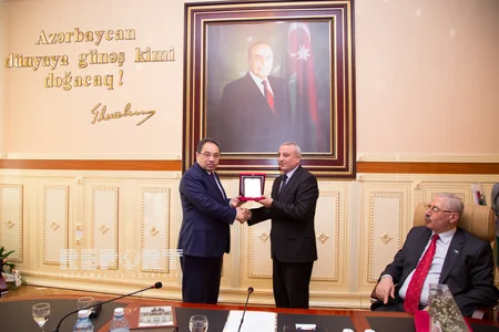 BDU-nun Mətbuat və informasiya şöbəsinin 15 illik yubileyi ilə bağlı tədbir keçirilib