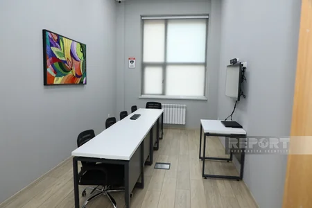 Jurnalistlər Dövlət İmtahan Mərkəzinin yeni imtahan korpusu ilə tanış olub
