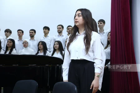 Karabakh University students present artistic composition to diplomats
