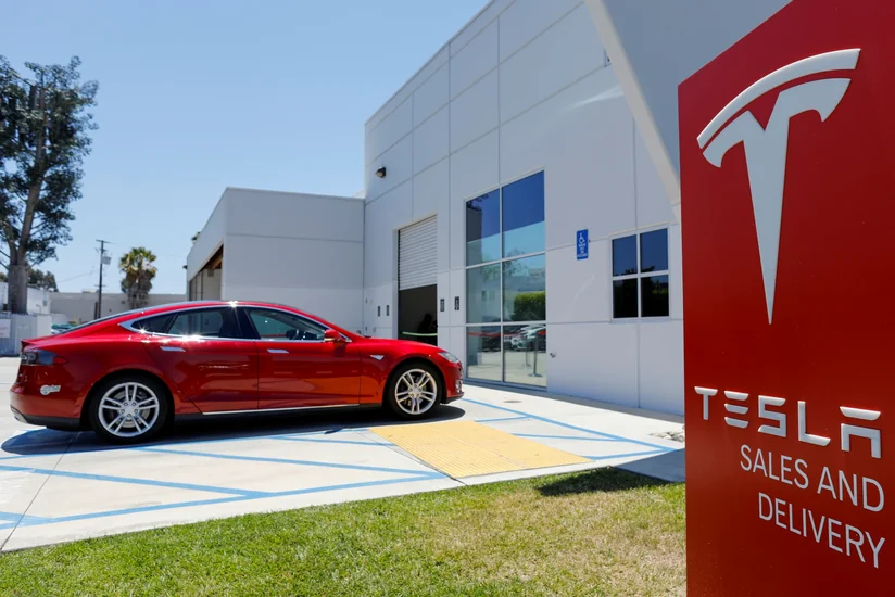 “Tesla” işçilərinin 10 %-dən çoxunu ixtisar edəcək