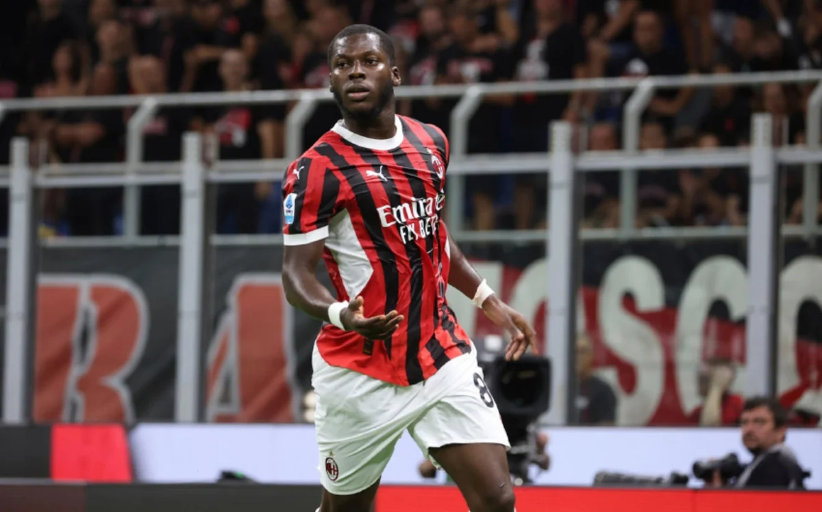 İngiltərə klubu Milanın yarımmüdafiəçisini transfer etmək istəyir