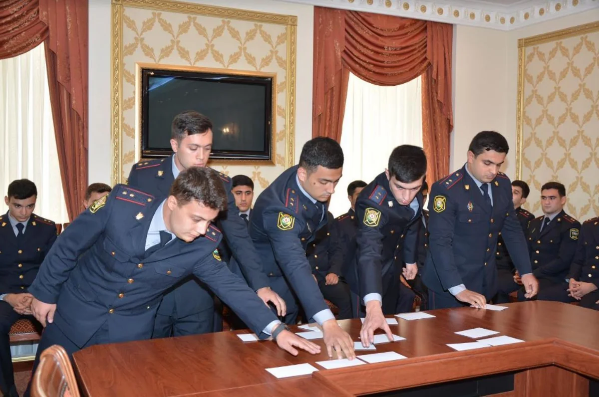 Polis Akademiyasının 34 məzunu vəzifəyə təyin edilib