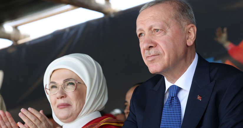 Əminə Ərdoğan “X”dəki hesabında Qarabağ atlarının kompozisiyası ilə bağlı paylaşım edib