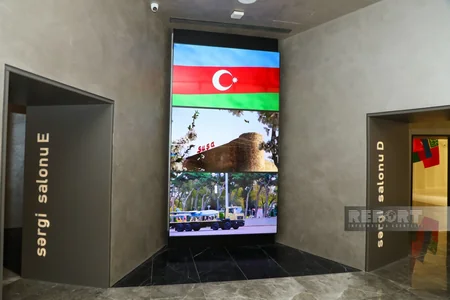 Dövlət Bayrağı Meydanındakı yenilənmiş Bayraq Muzeyi təqdim edilib