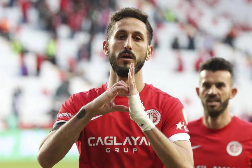 Qəzzadakı əməliyyatı dəstəkləyən israilli futbolçu Türkiyəni tərk edib