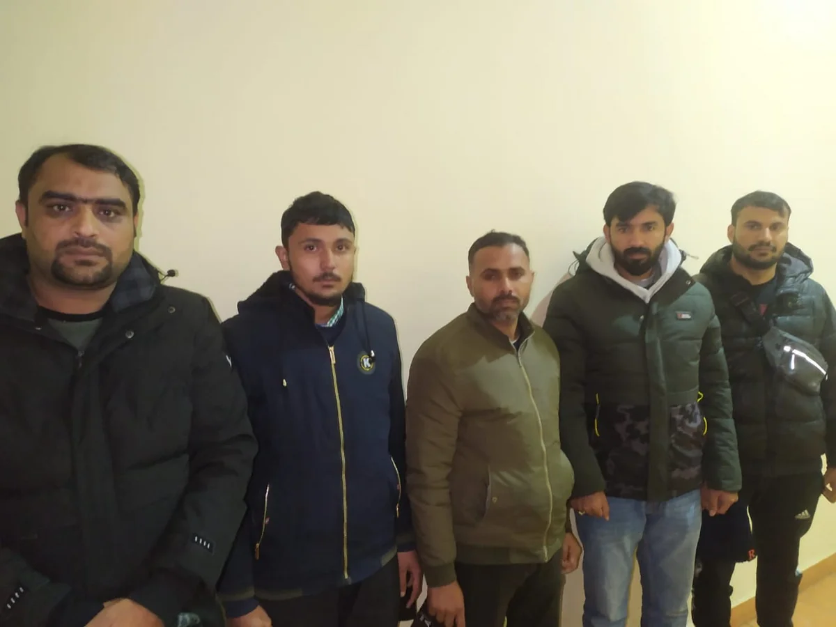Azərbaycandan Rusiyaya qanunsuz keçmək istəyən 5 Pakistan vətəndaşı sərhəddə saxlanılıb