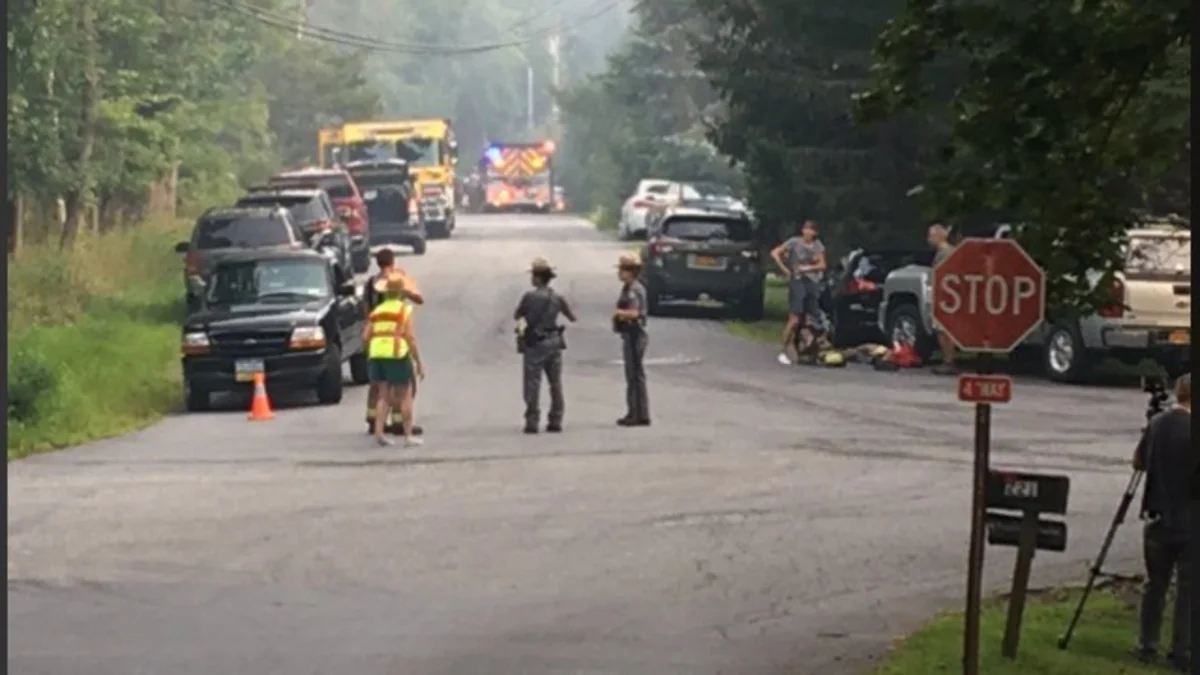 ABŞ-da təyyarə yaşayış evinin üzərinə düşüb