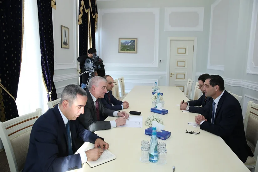 Məzahir Pənahov Türkiyənin Azərbaycandakı səfiri ilə görüşüb