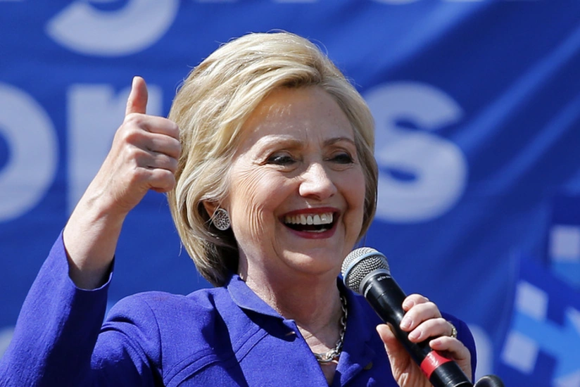 Hillary Clinton formally nominated US Democratic presidential candidate