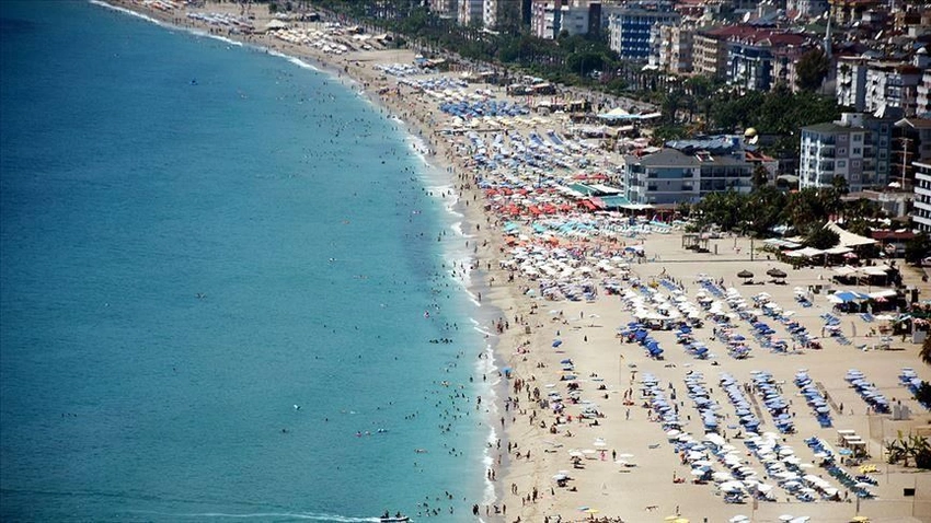 Antalya bu il rekord sayda əcnəbi turist qəbul edib