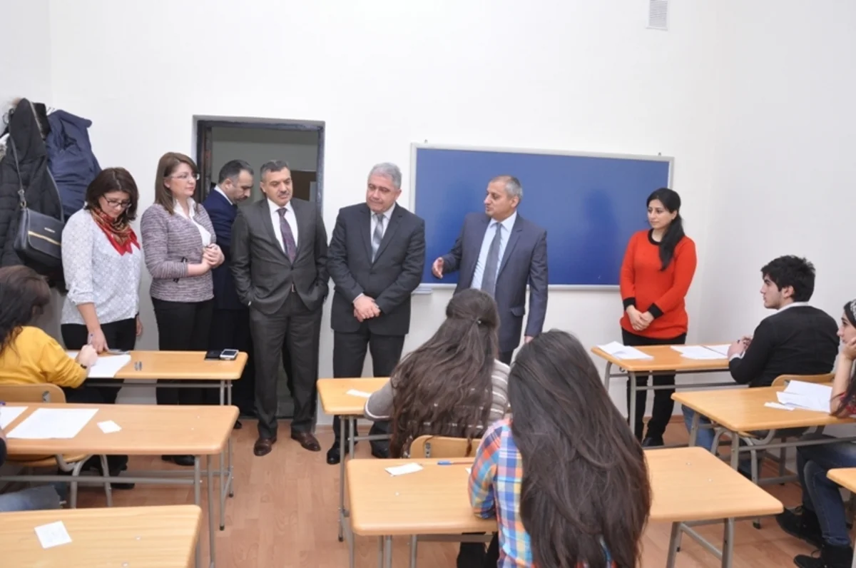 QHT nümayəndələri ADU-da imtahan prosesini izləyiblər