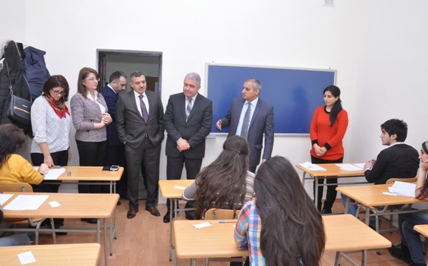 QHT nümayəndələri ADU-da imtahan prosesini izləyiblər