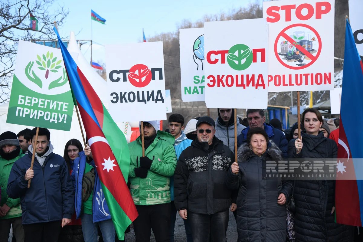 В акции на дороге Ханкенди-Лачын принимают участие и представители местной русской общины