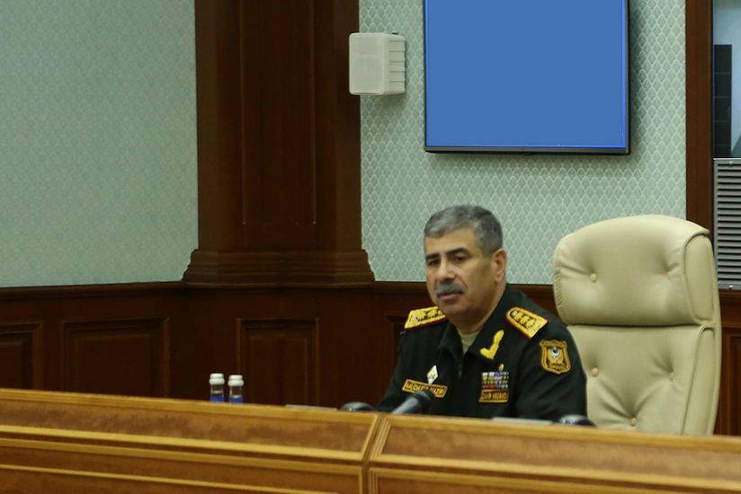 Zakir Hasanov holds meeting at Central Command Post