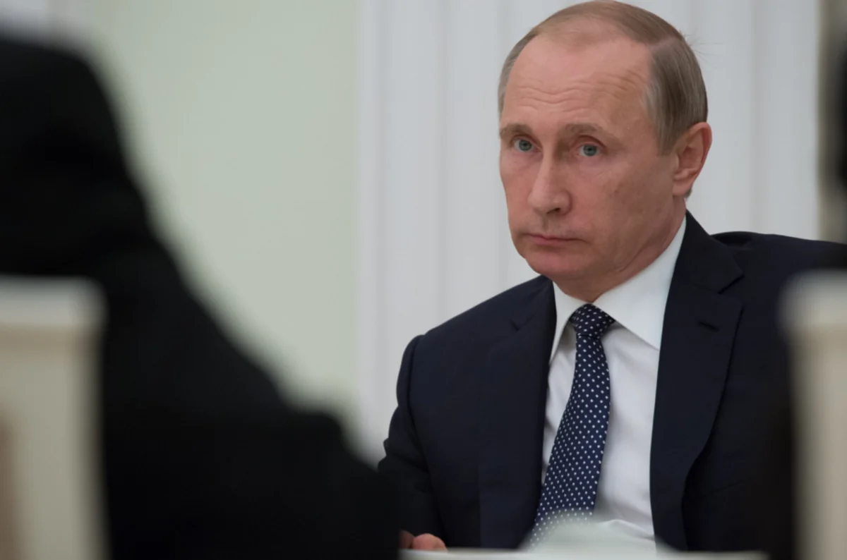 Владимир Путин уволил восемь генералов