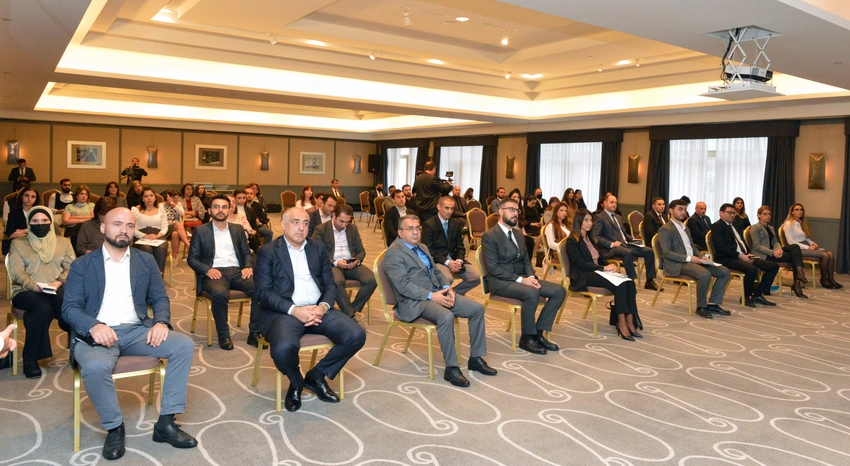 Vergi, gömrük və hesabatlılıq qanunları ilə bağlı layihə təqdim edilib