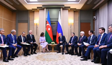 Azərbaycanın Birinci vitse-prezidenti Mehriban Əliyeva Rusiya Prezidenti Vladimir Putinlə görüşüb - FOTO