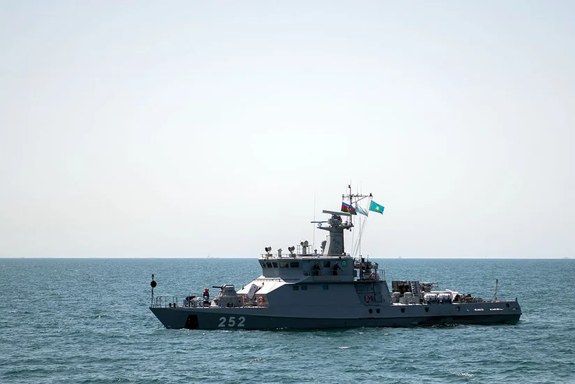 Военные моряки выполнили очередной эпизод конкурса Кубок моря