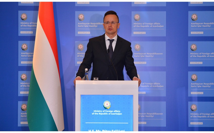 Сиярто: Венгрия будет получать газ по ЮГК из Азербайджана и Туркменистана
