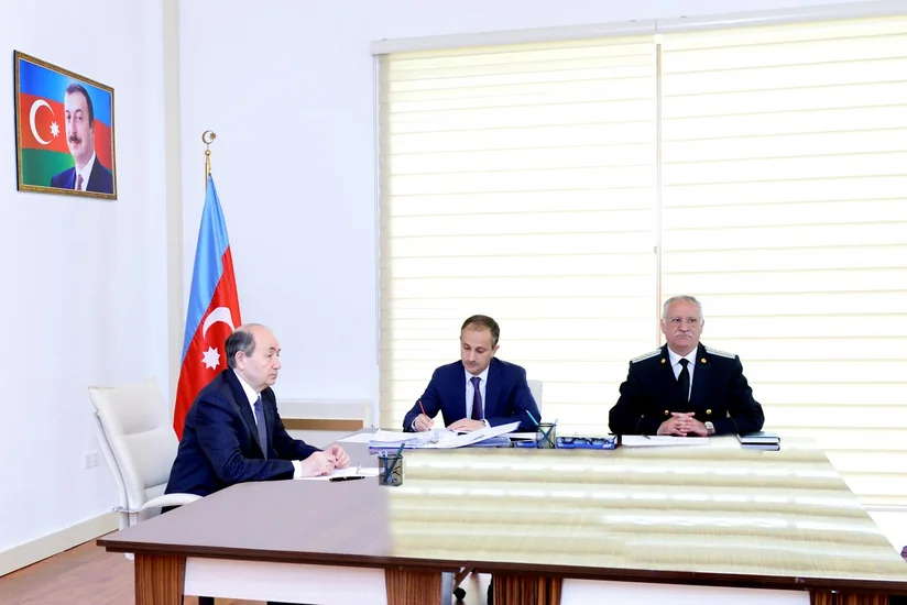 Ədliyyə naziri Goranboyda vətəndaşları qəbul edib