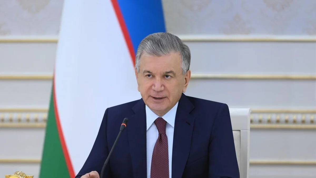 Президент Узбекистана прибыл в Бишкек