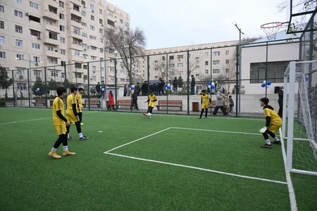 Bakıda növbəti yenilənmiş həyətlər istifadəyə verilib