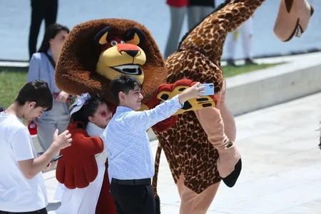 Heydər Əliyev Mərkəzinin parkında Uşaq festivalı keçirilib