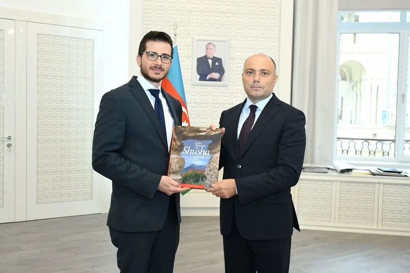 Министра культуры и спорта Израиля пригласили посетить Азербайджан