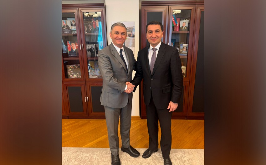 Hikmat Hajiyev receives outgoing Palestinian ambassador