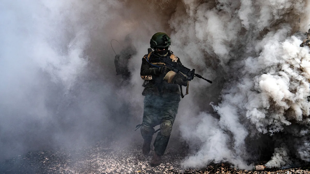 Egyptian soldier killed in shootout with Israeli troops at Rafah