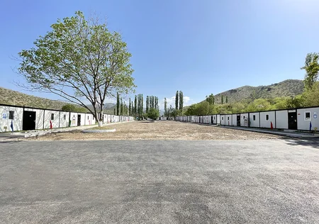 Müdafiə nazirinin müavinləri azad edilmiş ərazilərdə olub