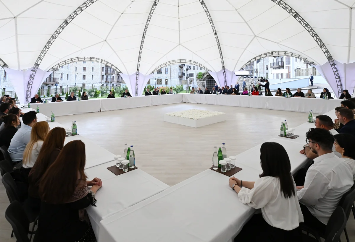 President, First Lady attend opening of first residential complex in Shusha - UPDATED
