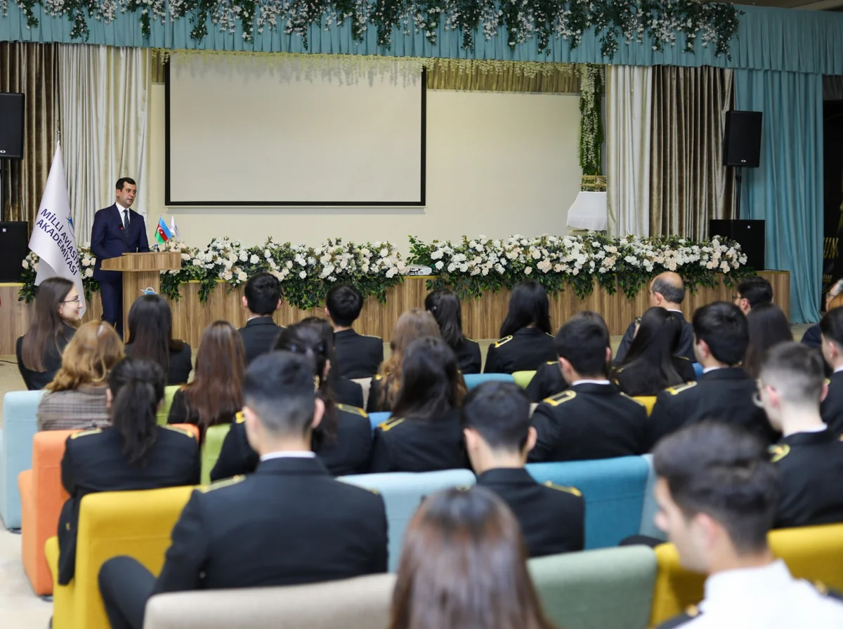 Üç ali təhsil müəssisəsində ilk dəfə səs verəcək gənclər üçün seminarlar keçirilib
