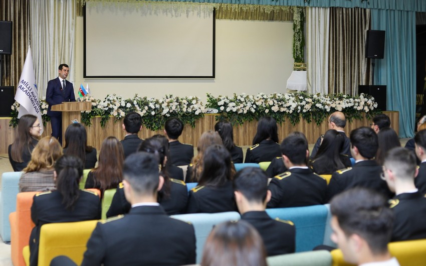 Üç ali təhsil müəssisəsində ilk dəfə səs verəcək gənclər üçün seminarlar keçirilib