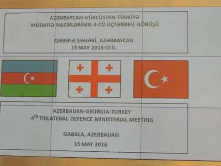 Qəbələdə Azərbaycan, Gürcüstan və Türkiyə müdafiə nazirlərinin görüşü başlayıb - FOTO