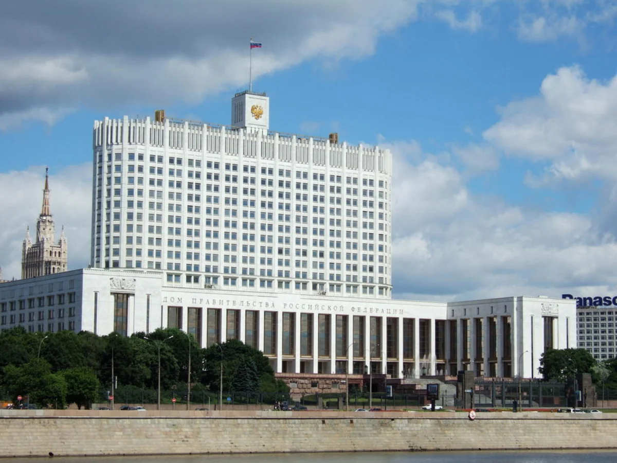 Кабмин РФ одобрил проект договора с Азербайджаном о пошлинах на нефть, газ и электричество