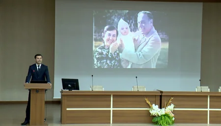 Naxçıvanda “Zərifə Əliyeva – 100” mövzusunda konfrans keçirilib