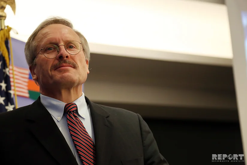 US Ambassador: Today Americans vote for various issues important for them