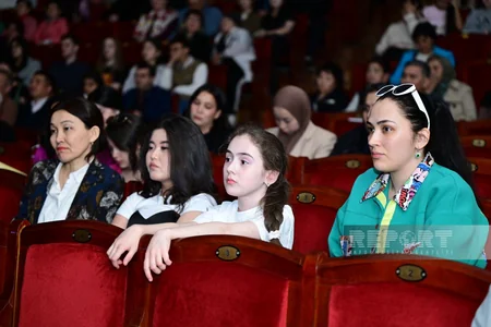 Bişkekdə Üzeyir Hacıbəylinin 140 illliyi münasibətilə simfonik konsert təqdim olunub