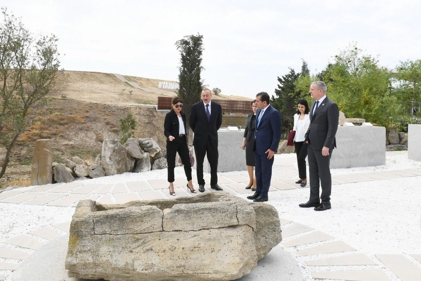 Президент Азербайджана принял участие в открытии реконструированного заповедника Янардаг