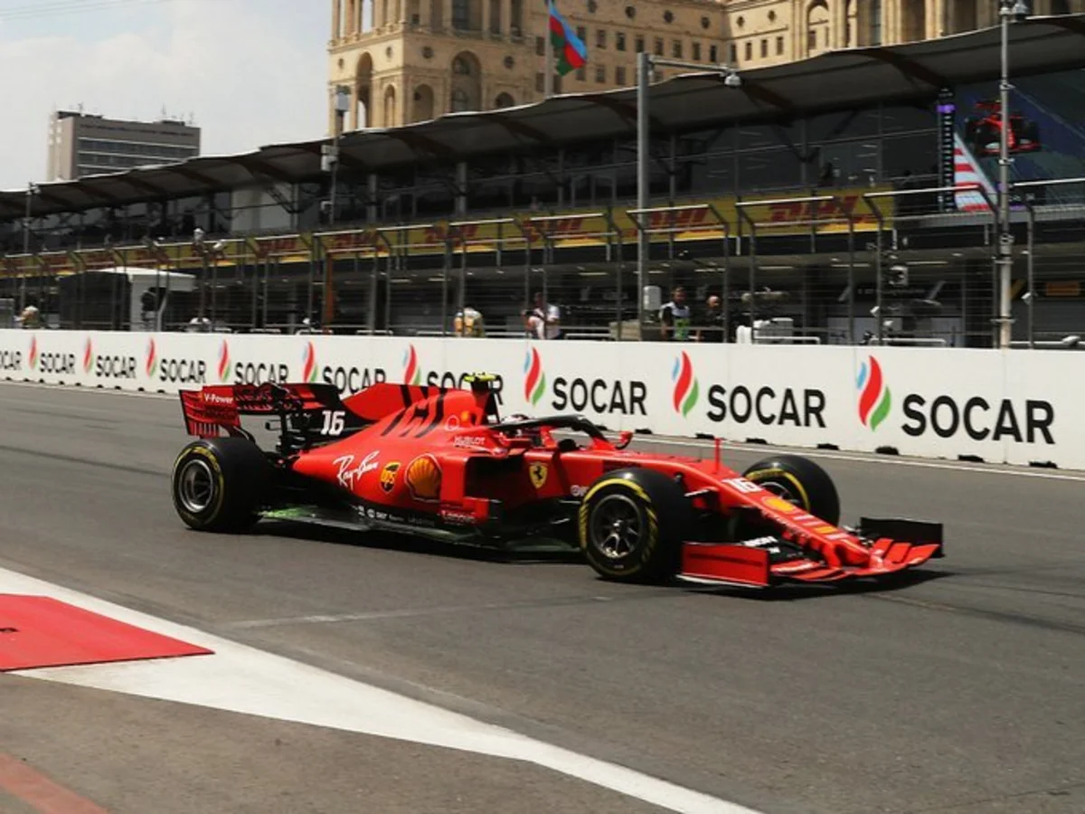 “Ferrari”nin pilotu ikinci sərbəst yürüşdə ən yaxşı nəticə göstərib