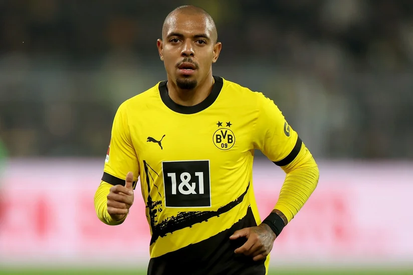 Borussiya futbolçusunu qış transfer pəncərəsində satmaq qərarına gəlib